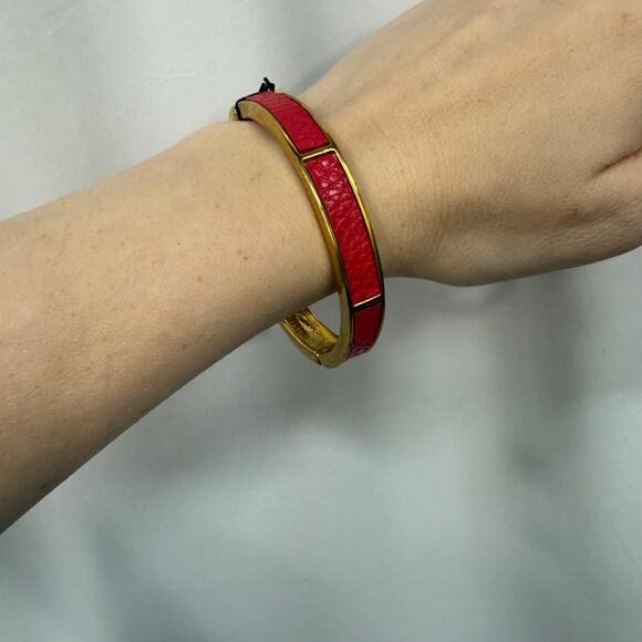 BCBGMaxAzria Pink Inlay Gold Bangle Fashion Bracelet NWT - Picture 1 of 4